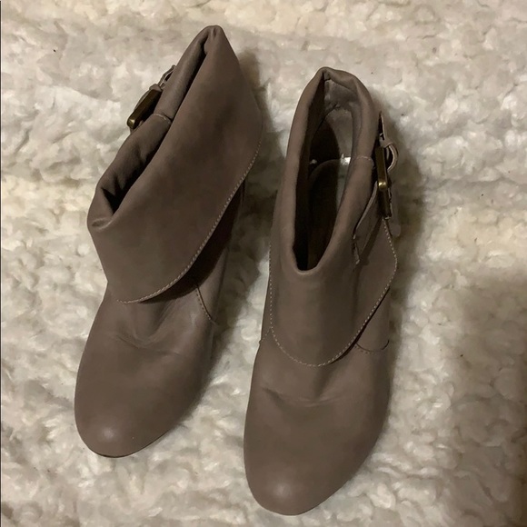 New Direction booties - Picture 5 of 8